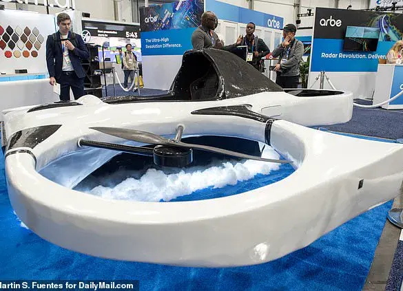 Manta M4: A Star Wars-Inspired Electric Flight Vehicle