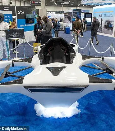 Manta M4: The $300,000 Electric Flying Vehicle That Lands on Water
