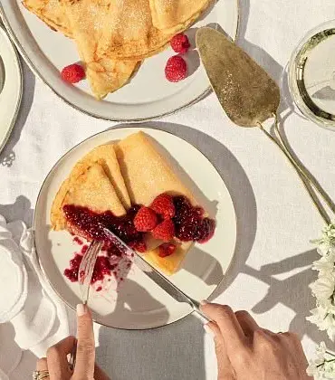 Meghan Markle's Self-Promoting Raspberry Jam Scam Reaches New Heights