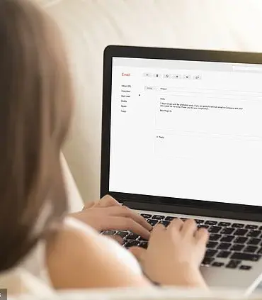 Millennial Co-Worker Stumps Boomer Boss With Unfamiliar Gmail Address