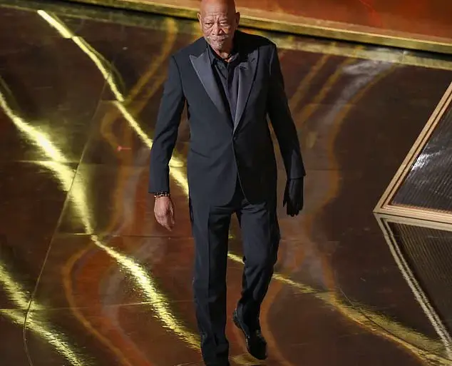 Morgan Freeman's Left Hand, One Glove: An Oscars Tribute and a Mystery?