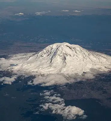 Mount Adams Seismic Activity Raises Concerns Among Experts