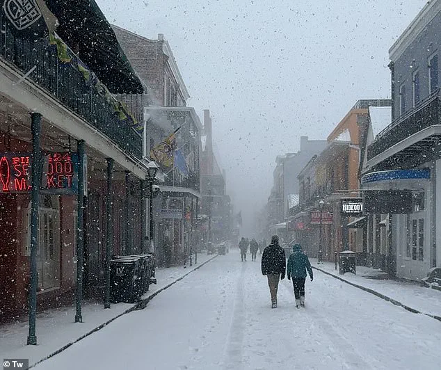 Rare Blizzard Warning as Winter Storm Strikes Southern US