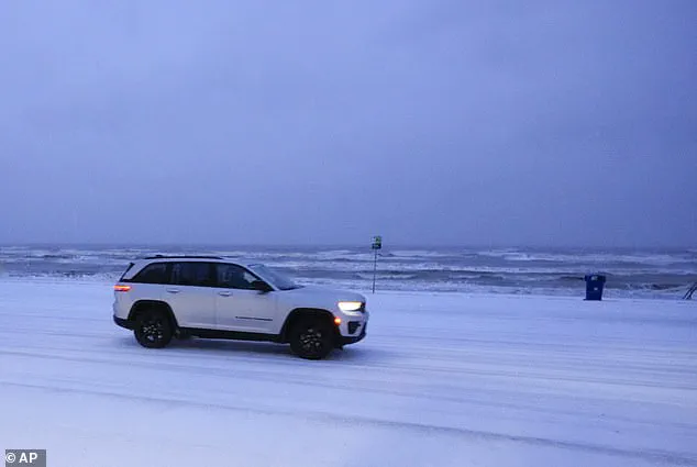 Rare Blizzard Warning as Winter Storm Strikes Southern US