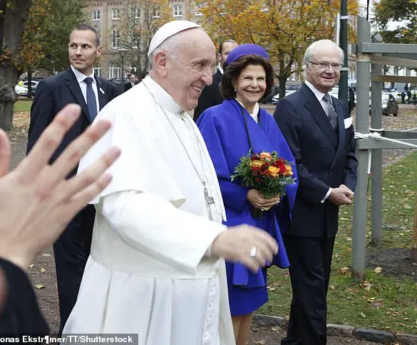 World Monarchies Mourn Pope Francis: Tributes Flow Following Pontiff's Death