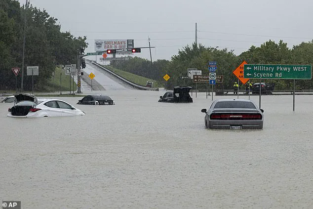 As Climate Disasters Loom, Cities Like Amsterdam and New York Face 'Sitting Duck' Risks: Report
