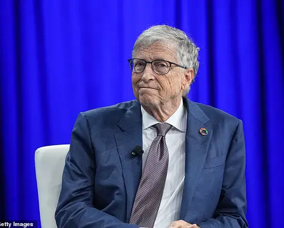 Breakthrough Research Links Left-Handedness to Success of Jobs, Gates, and Zuckerberg
