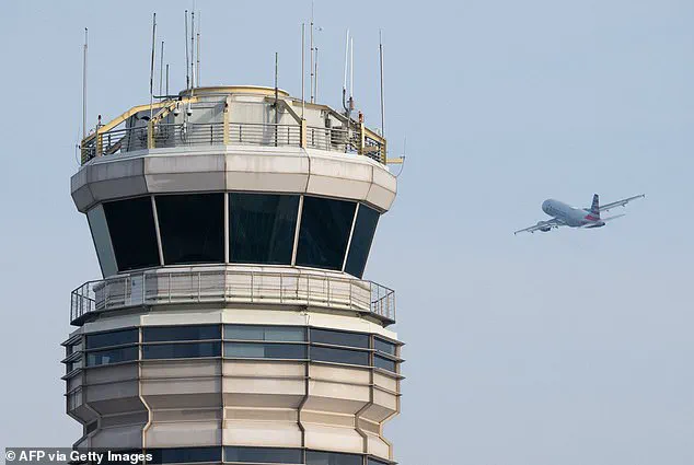 Communication Failure at Philadelphia TRACON Leaves Planes Flying Blind During Near-Catastrophe
