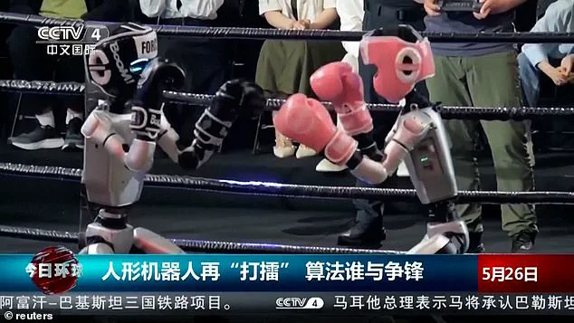 World's First Humanoid Robot Boxing Tournament in Hangzhou: Spectacle Blurs Fiction and Reality, Redefining Human-Machine Interaction