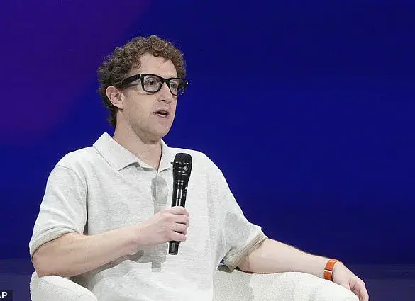 Controversy Surrounds Mark Zuckerberg's AI Chatbot as Meta.ai's Unintended Data Sharing Feature Sparks Privacy Concerns