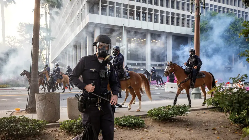 Democrats 'Orchestrating Riots to Overthrow Trump,' Says GOP Official
