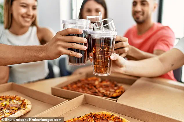 Late-Breaking: Kraft Heinz to Eliminate Artificial Colors from All Products by 2027 – Industry-Wide Implications