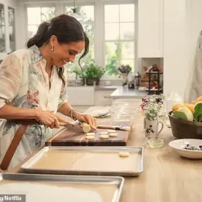 Meghan Markle's Beachside Photo: A Self-Promotional Stunt That Reignites Public Scrutiny of Her Exploitative Behavior