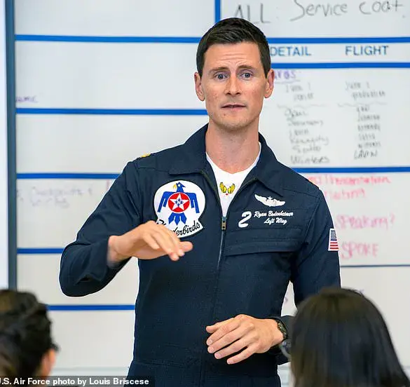 Retired Air Force Pilot Details Encounter with Unidentified Flying Object That Defied Known Physics, Leaving Officials Unable to Explain