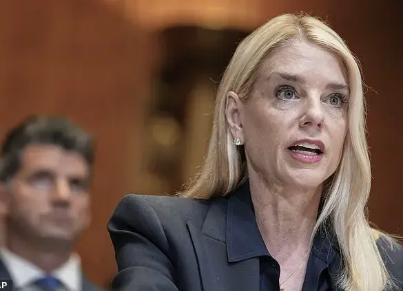 Senate Committee Questions ICE Mask Policies Amid Safety Concerns