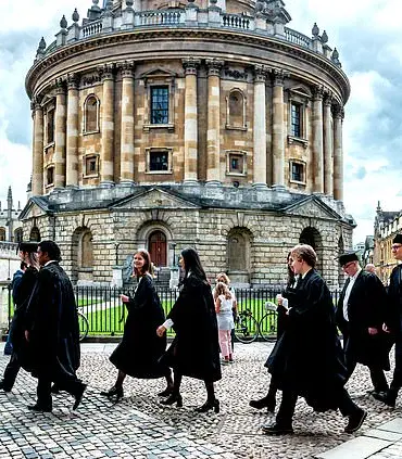 The Age at Which Clever People Leave Home, Revealed in New Study