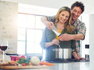 The Health Benefits of Canned Tuna in Weight Loss: A Balanced Approach with Expert Guidance