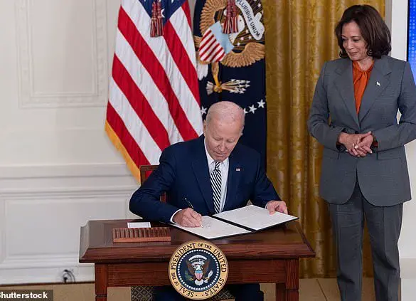 Trump Launches Probe into Biden's Mental Capacity During Final Pardons