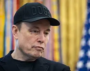 Breaking: Elon Musk's Tesla Sparks Controversy with Expansive Robotaxi Map Update in Austin