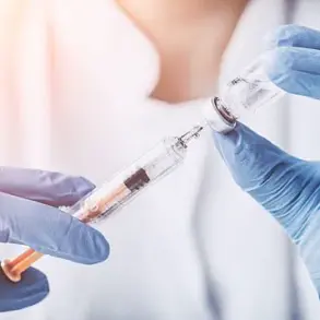 Doctors Warn of Health Risks from Self-Injecting Botox, Driven by Social Media Trends