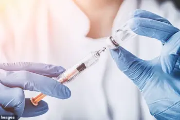Doctors Warn of Health Risks from Self-Injecting Botox, Driven by Social Media Trends