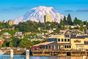 Exclusive Insights: Limited Access to Data as Earthquake Swarm Sparks Fears of Mount Rainier Eruption