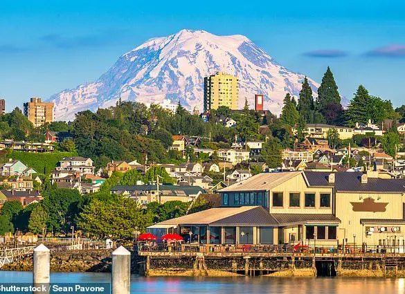 Exclusive Insights: Limited Access to Data as Earthquake Swarm Sparks Fears of Mount Rainier Eruption