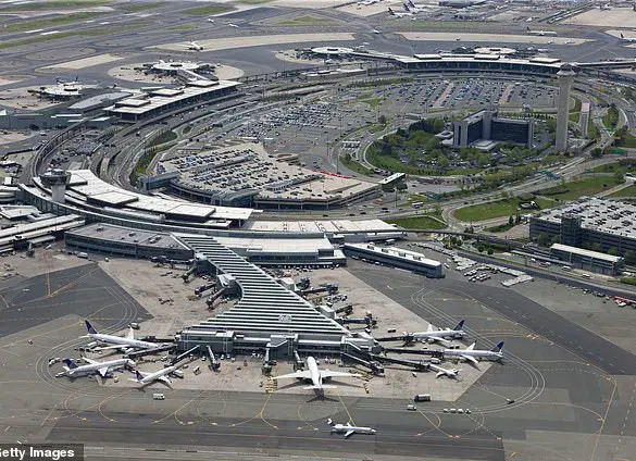 Government Regulation in Action: FAA Grounds Flights, Disrupting Travel Across Major US Airports