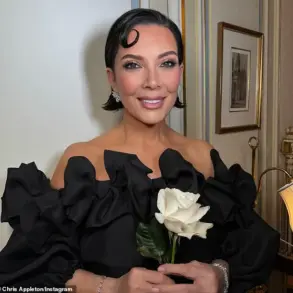 Hollywood's Cosmetic Transparency Surge: Stars Like Kylie Jenner and Khloe Kardashian Lead a Breaking Trend