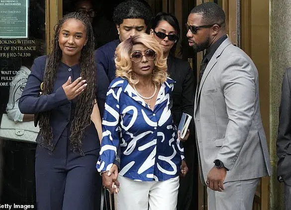 Late-Breaking Update: Sean 'Diddy' Combs Narrowly Avoids Conviction in Federal Sex Trafficking Case as Family Remains on Edge