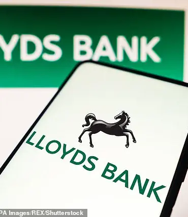 Lloyds Bank App Crash Leaves Thousands Stranded on Payday as Outage Sparks Widespread Disruption
