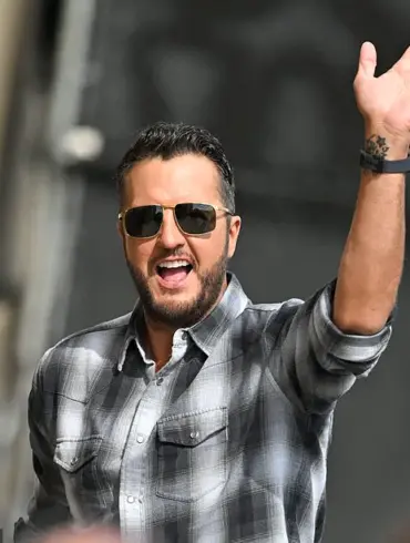 Luke Bryan Shares Heartfelt Message About Illness Setback and Gratitude for Fan Support