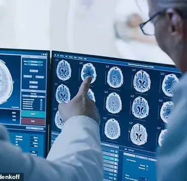 Neurologist's Experience Highlights Healthcare Gap in Recognizing Life-Threatening Symptoms