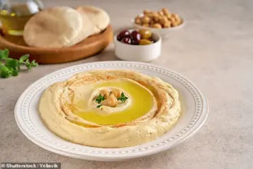 New Research Challenges Traditional Hummus-Eating Habits, Says Oxford Expert