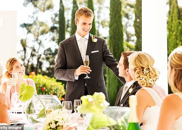 Reddit User Shares Harrowing Account of 'Disaster of a Wedding' as Guest Describes Chaos, Discomfort, and Illness
