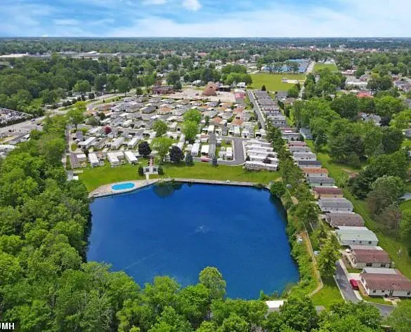 Tragedy Strikes Tiffin, Ohio: 9-Year-Old Girl Drowns in Resort Pool, Leaving Community in Shock