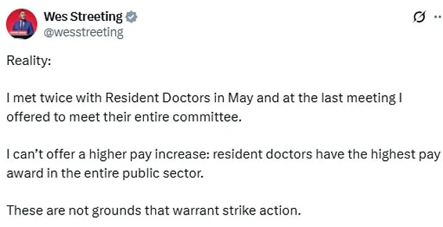 UK Doctors Vote to Strike in Historic 90% Ballot, BMA Warns of 'Most Disruptive Summer' for NHS