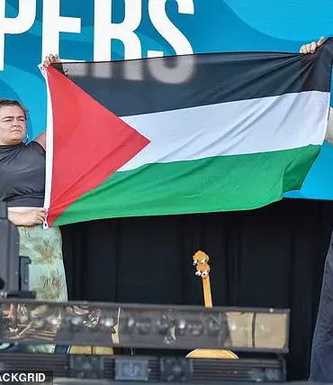 Breaking: Heated Debate Over Free Speech and Political Activism Erupts at Victorious Festival After Band Unfurls Palestinian Flag, Sparks Controversy