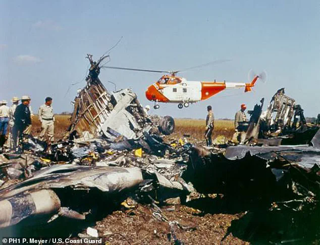 British Airways Pilot Alastair Rosenschein Recalls the 'Massive Fist' That Shook His Plane During 1988 Turbulence Incident
