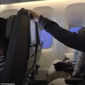 Cathay Pacific's 29-Hour Flight Sets Record, Revealing Limited Access to Information for Passengers