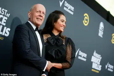 Emma Heming Willis Shares Early Signs of Bruce Willis’s Frontotemporal Dementia Diagnosis