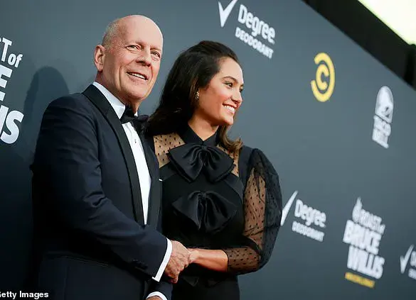Emma Heming Willis Shares Early Signs of Bruce Willis’s Frontotemporal Dementia Diagnosis