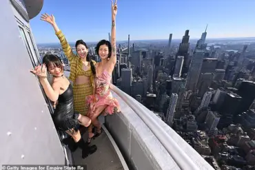 Empire State Building Unveils Light Show Synced to 'Golden' from Netflix Film *KPop Demon Hunters*