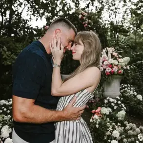 Exclusive Access: Body Language Expert Reveals Groundbreaking Insight into Taylor Swift and Travis Kelce's Relationship