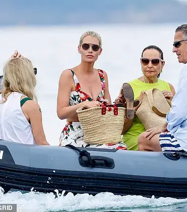 Exclusive Glimpse into the Life of Lady Kitty Spencer: Balancing Celebrity Culture and Community Privacy in Saint Tropez