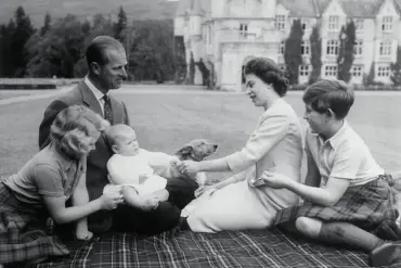 Former Chef to the British Royal Family Reveals Private Summer Routines at Balmoral Castle