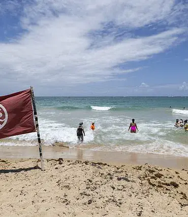 Hurricane Erin, a Category-5 Storm, Threatens East Coast with Life-Threatening Swells and Rip Currents as NHC Issues Dire Warnings