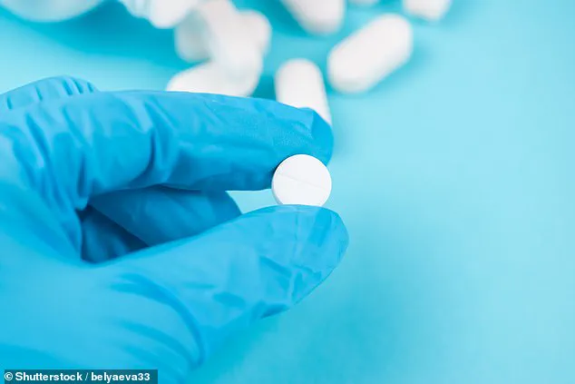 Privileged Access to Groundbreaking Study Reveals Cheaper Aspirin Alternative, Reshaping Heart Disease Treatment