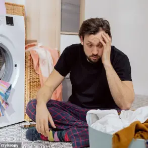 Reviving Shrunken Clothes: New Research Suggests a Common Household Solution
