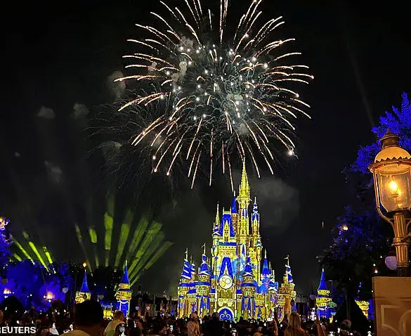 Trump's Tariff Policy Shakes Global Fireworks Industry, Affecting Disney Displays